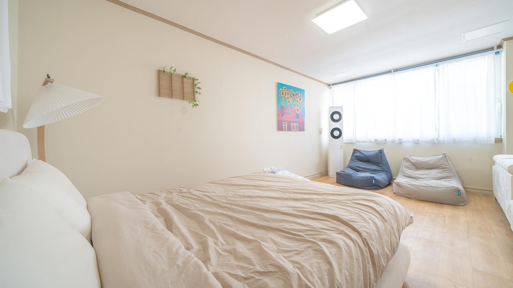 Basic Room, 1 Bedroom (Room 202) - Photo 10