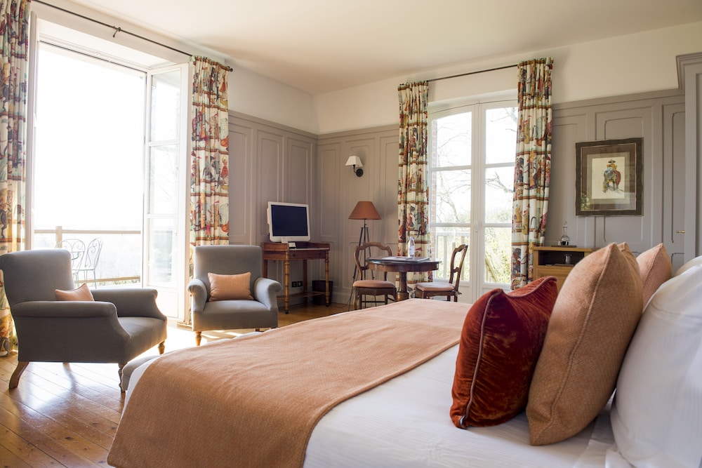 Suite, in the Pavilion or in the Castle