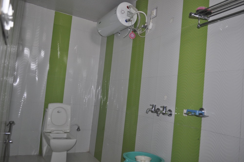 Deluxe Duplex, 1 Double Bed, Non Smoking, Hill View photo 2
