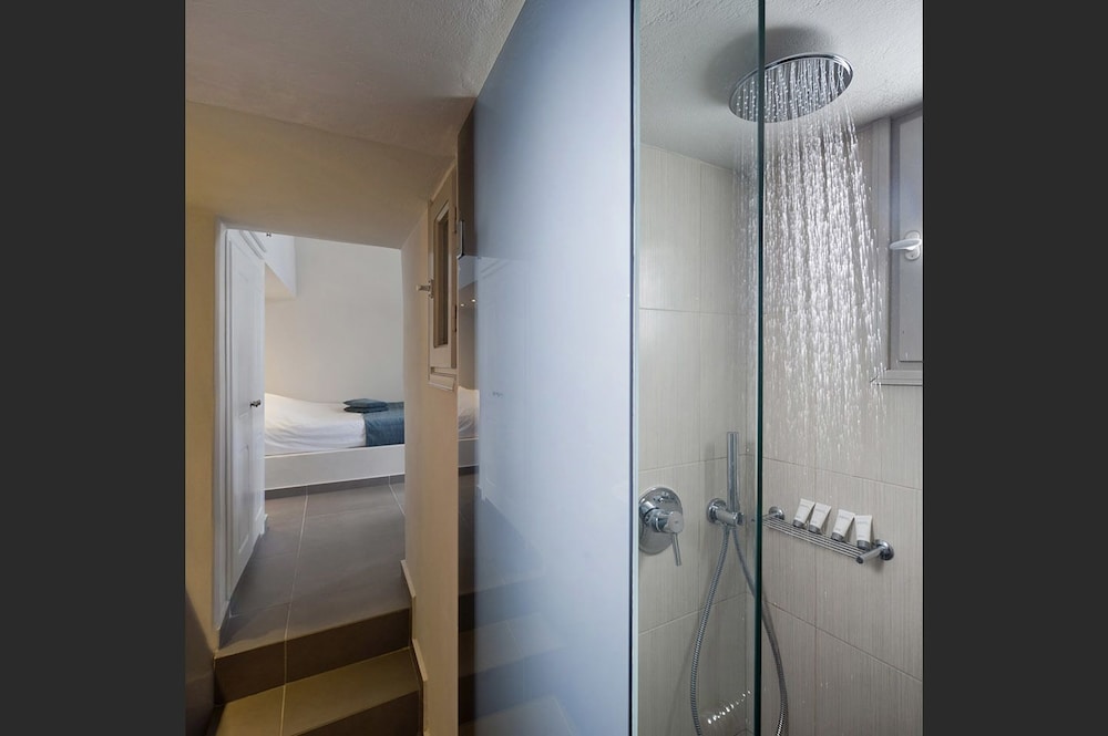 Standard Room - Photo 2