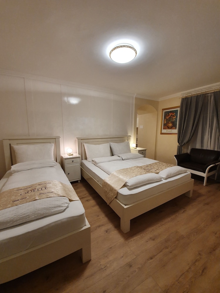 Standard Triple Room - Photo 2