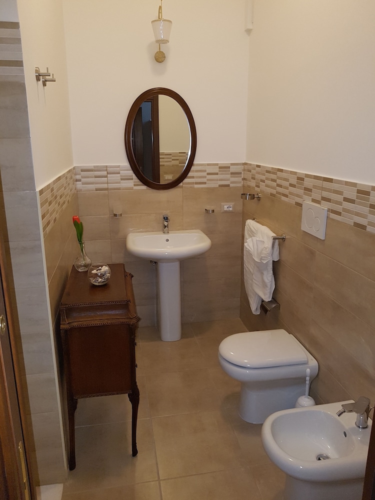 Double Or Twin Room photo 3