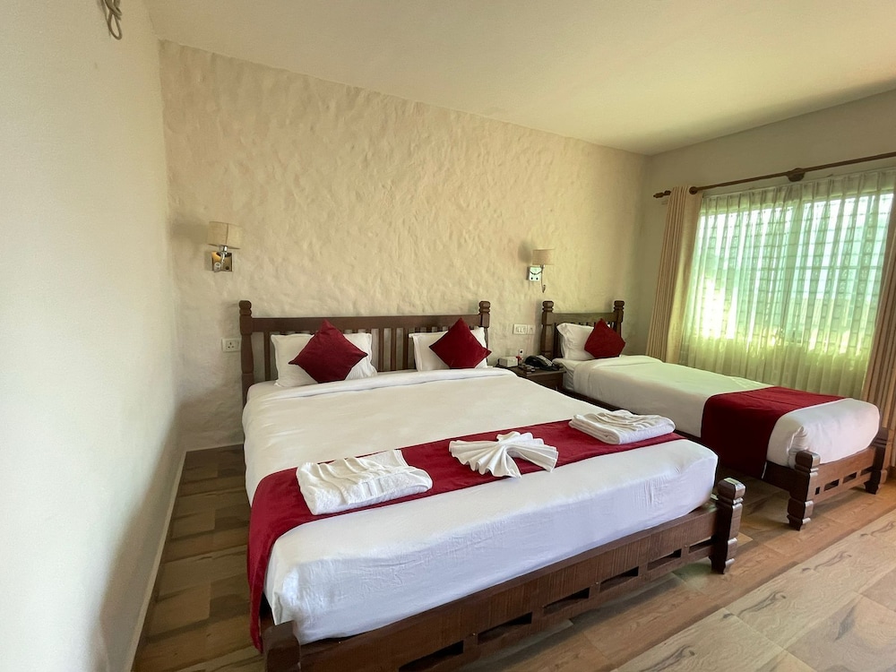 Super Deluxe Family Room - Photo 3