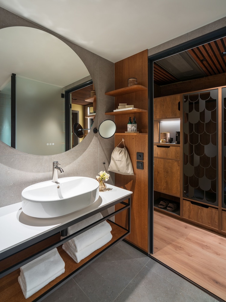 Signature Room - Photo 5