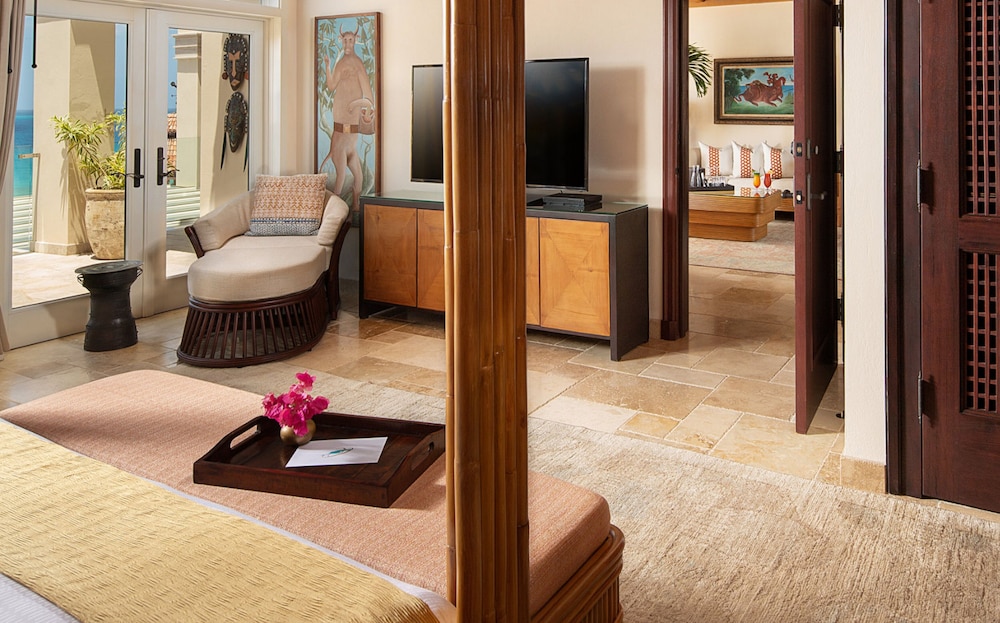Luxury Suite photo 3