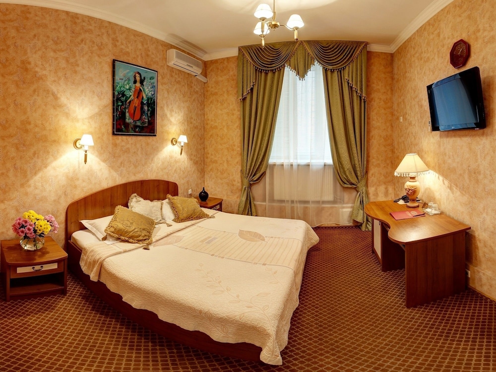 Standard Double Room, 1 King Bed photo 1