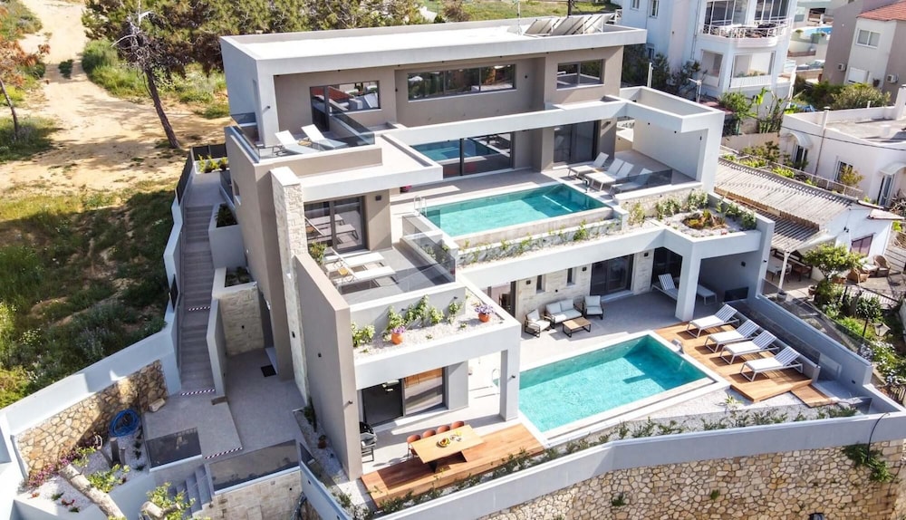 Villa Luna I 100m to Sea Free Heated Pool, Foto 33