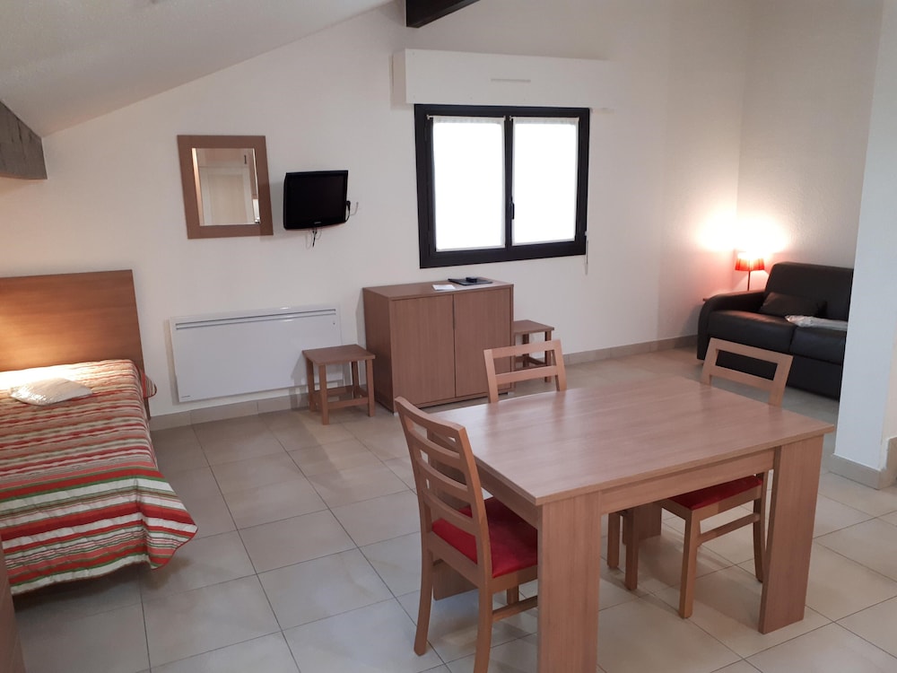 Apartment Single space 3 People 1 Baby photo 3