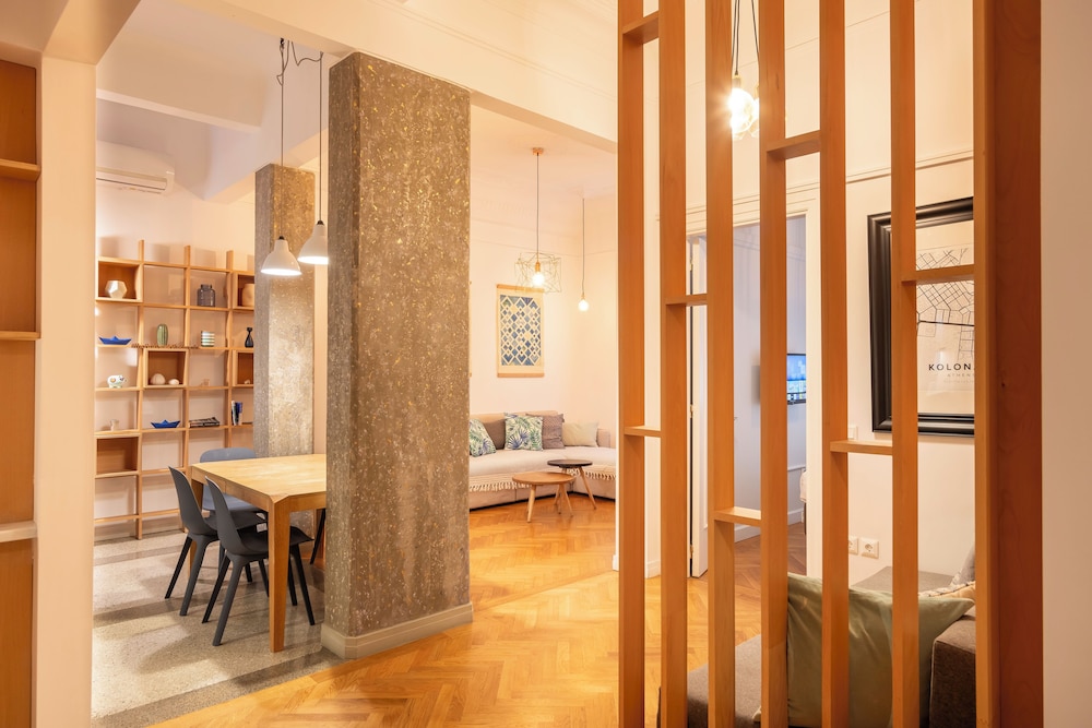 Deluxe Apartment