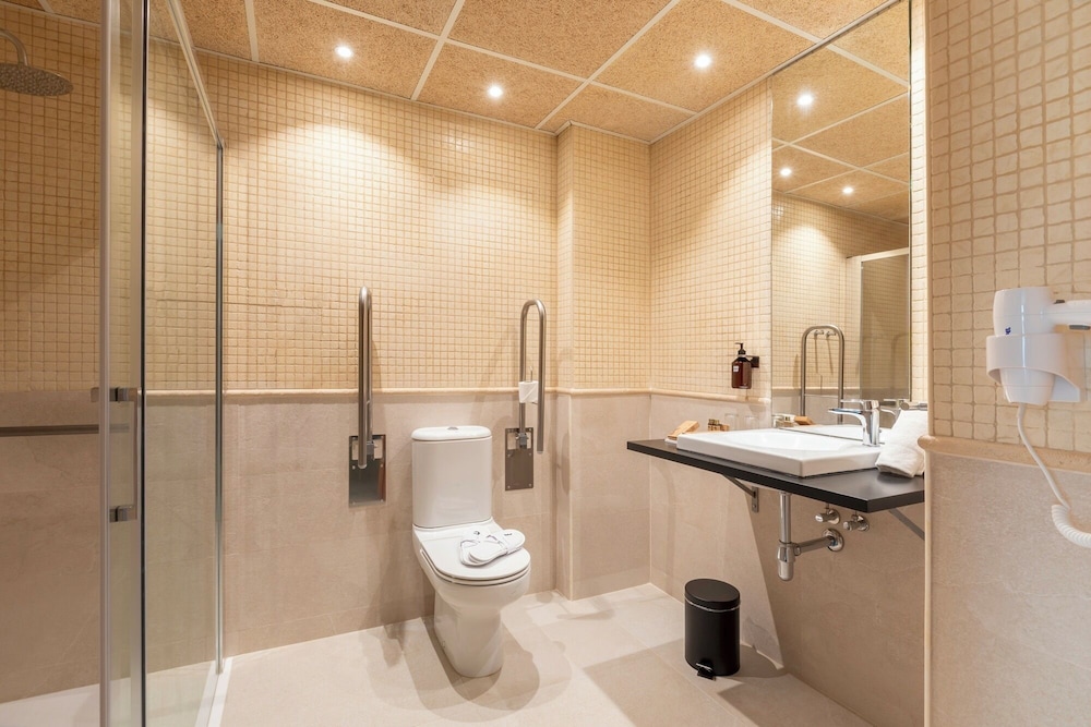 Superior Double or Twin Room - Photo 4