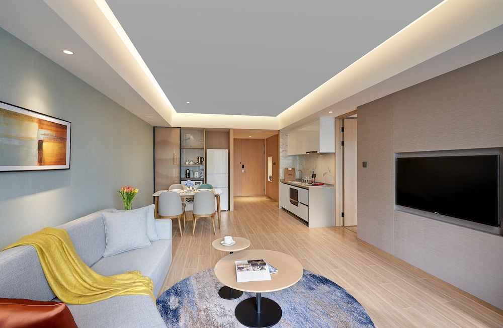 Deluxe Suite, 1 Bedroom - Photo 1