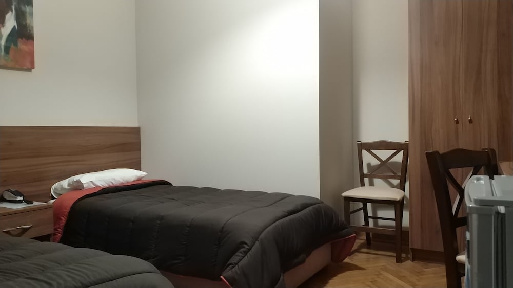 Economy Double or Twin Room - Photo 3