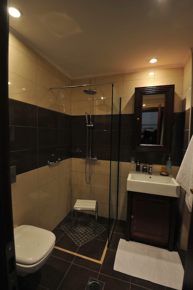 Classic Triple Room With Mountain View photo 3