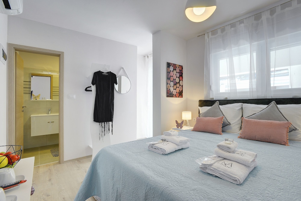 Double Room, Balcony (3)