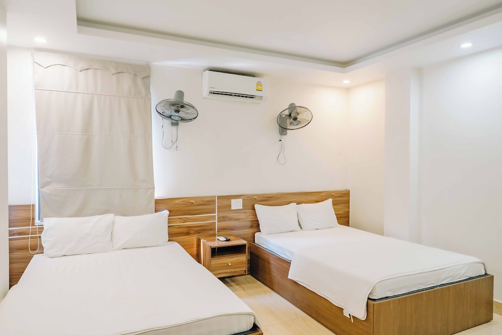 Twin Room, Mountain View