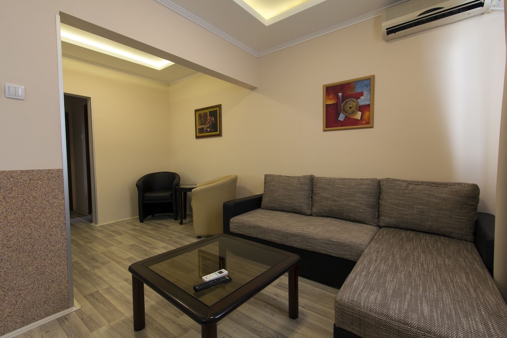 Comfort Apartment photo 1