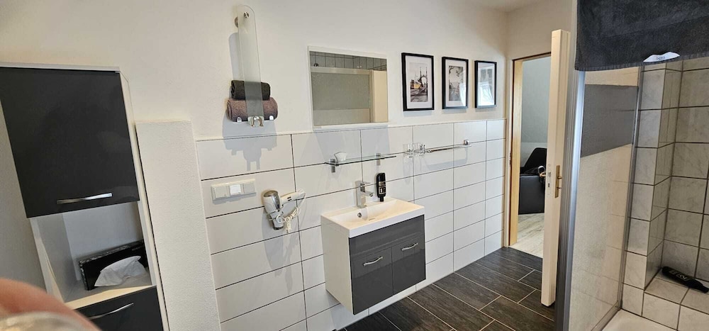 Superior Single Room, Shared Bathroom (3.Obergeschoss) photo 3