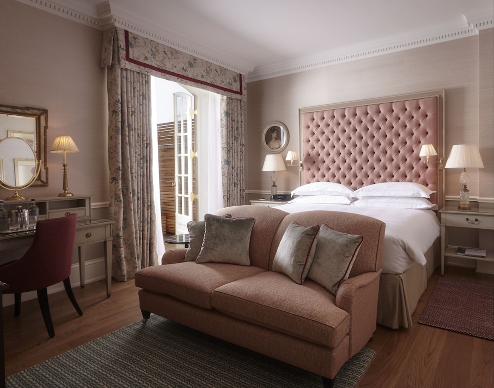 Classic Room, Hot Tub (on the Terrace)