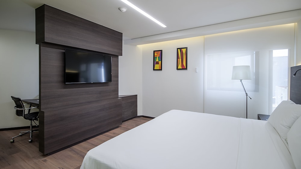 Suite, 1 King Bed