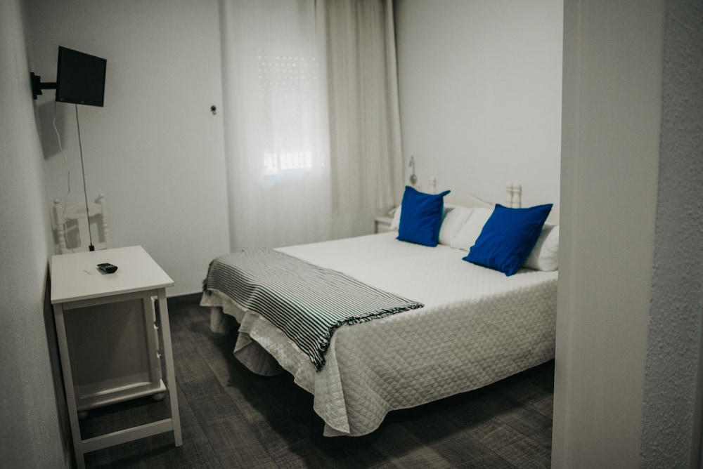 Double Room, 1 Double Bed, Ground Floor - Photo 22