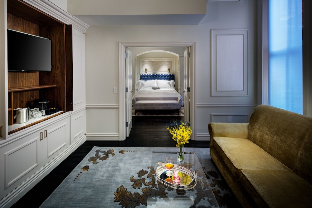Suite (Polaris) photo 2