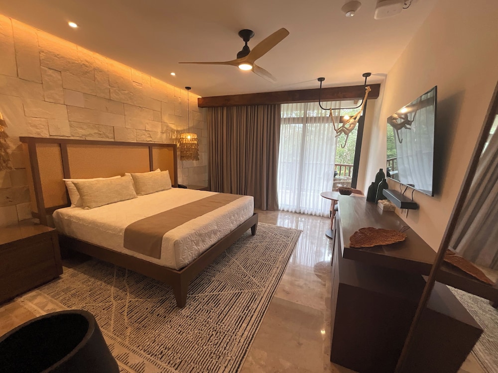 Standard Room, Balcony, Garden View photo 3