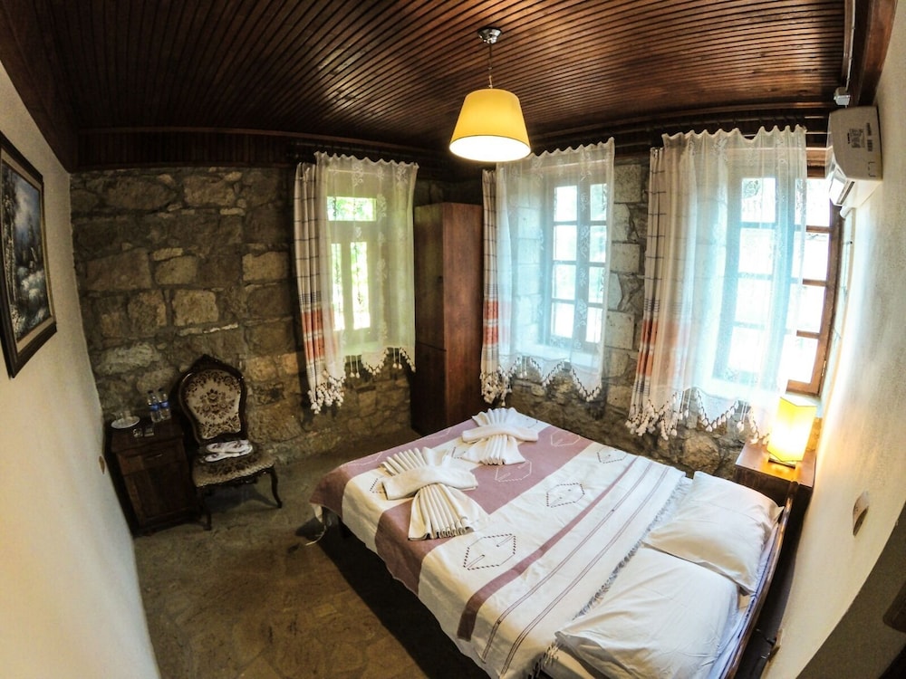 Double Or Twin Room photo 3