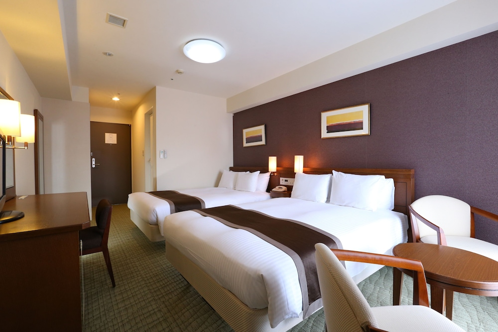 Standard Twin Room, 2 Double Beds photo 2