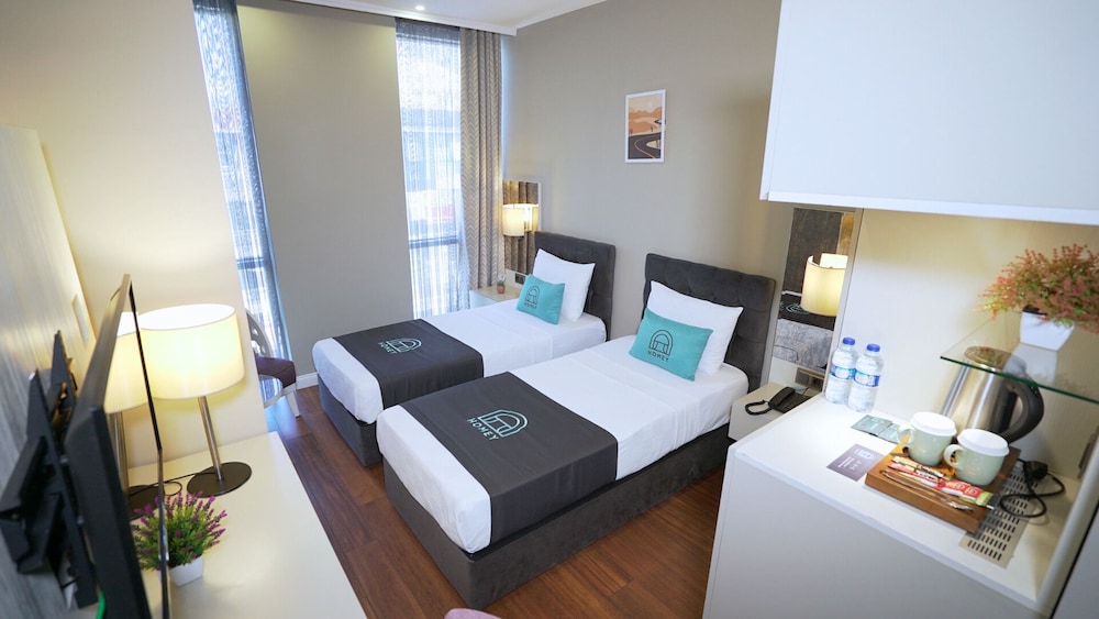 Economy Twin Room - Photo 6