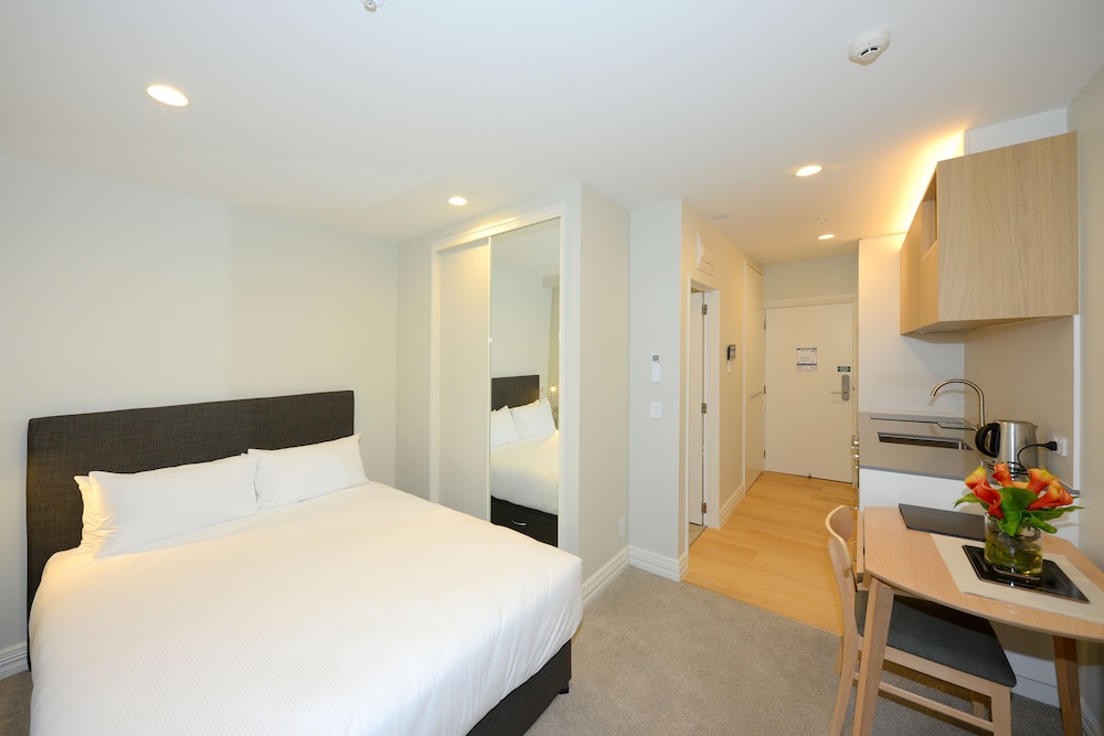 Superior Studio Apartment photo 1