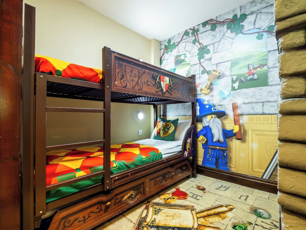 Kingdom Themed Room - Photo 3