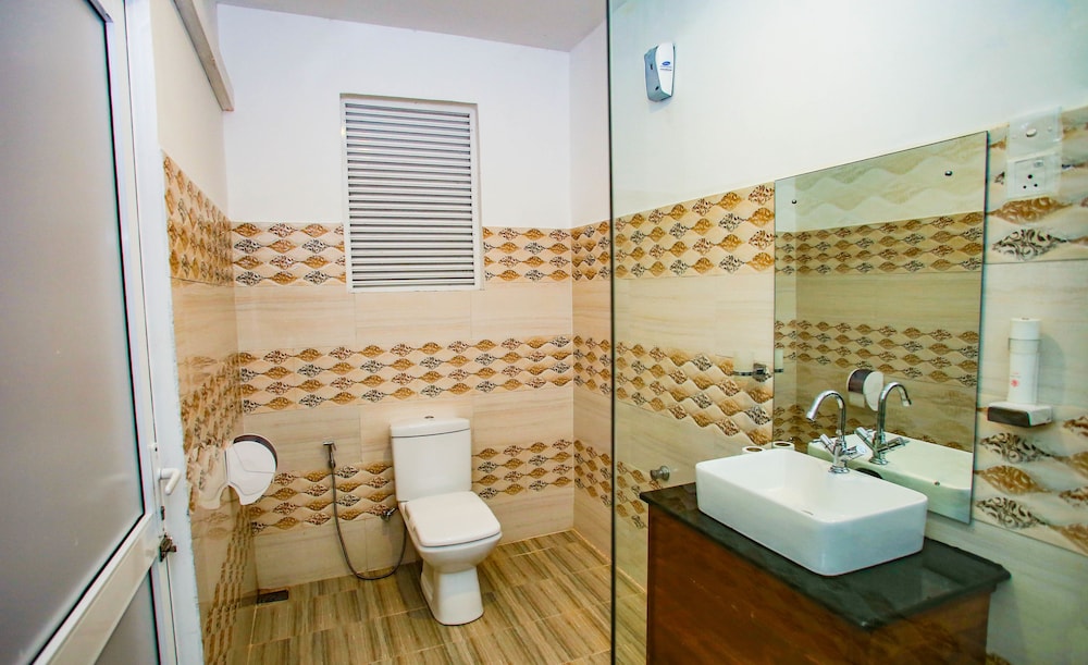 Deluxe Triple Room, Multiple Beds, Non Smoking photo 2