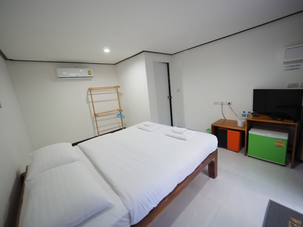 Standard Room With Fan photo 3
