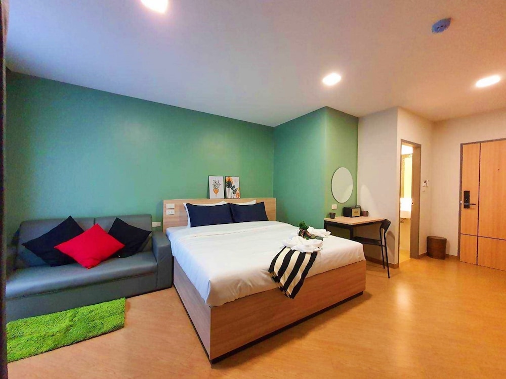 Basic Apartment photo 1