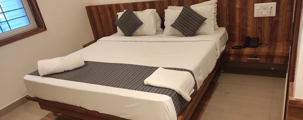 Deluxe Double Room photo 2