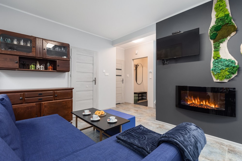 House, 3 Bedrooms, Terrace, Sea Facing photo 1
