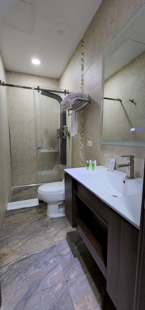 Premium Room - Photo 7