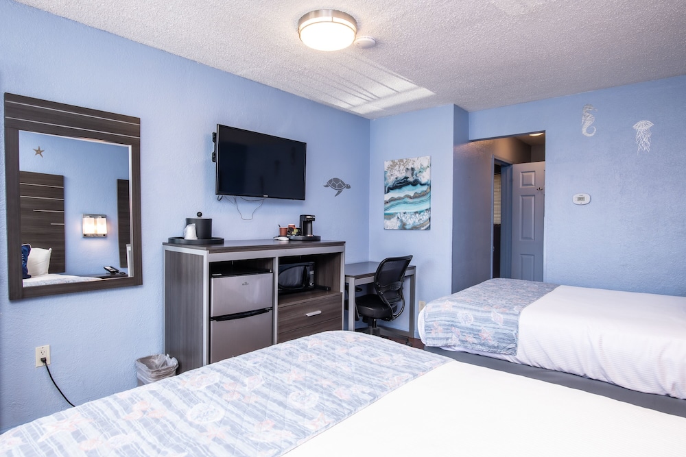 Standard Triple Room, 2 Bedrooms photo 2