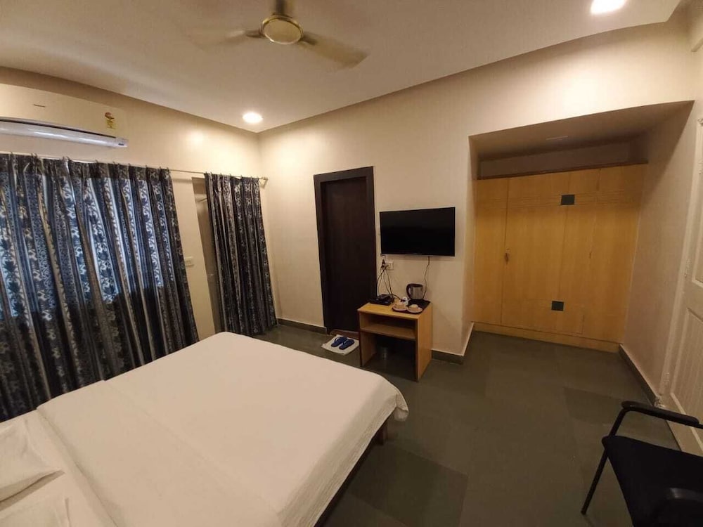 Standard Room photo 3
