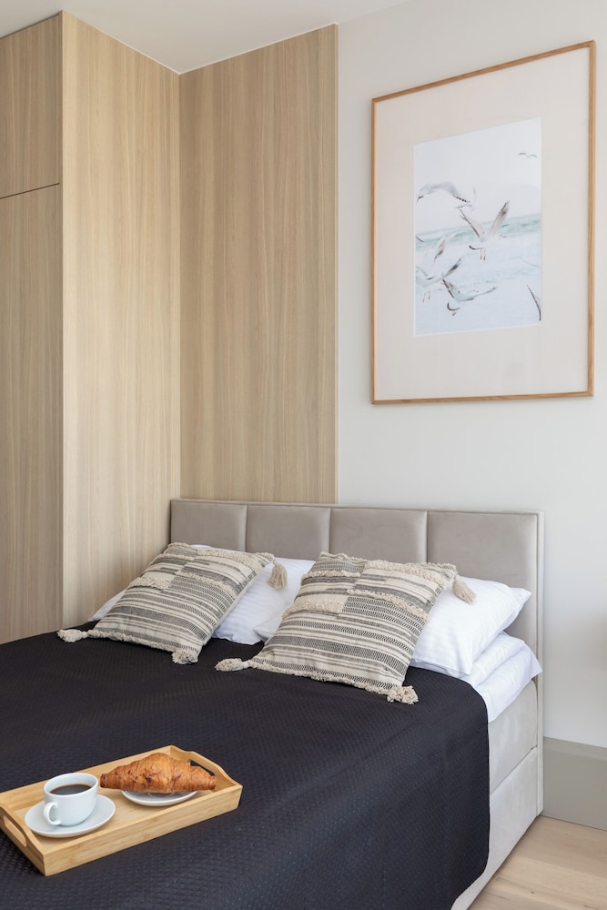 Apartment, 1 Bedroom, Balcony, Beachside photo 2