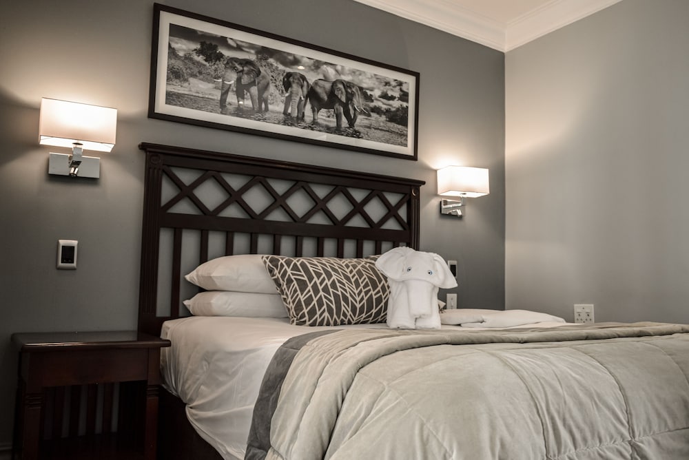 Standard Twin Room - Photo 13