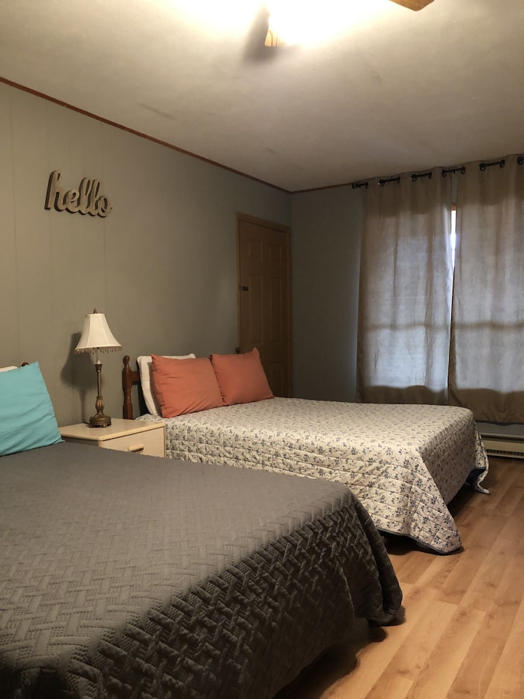 Standard Room, 1 Queen Bed with Sofa bed, Kitchenette photo 3