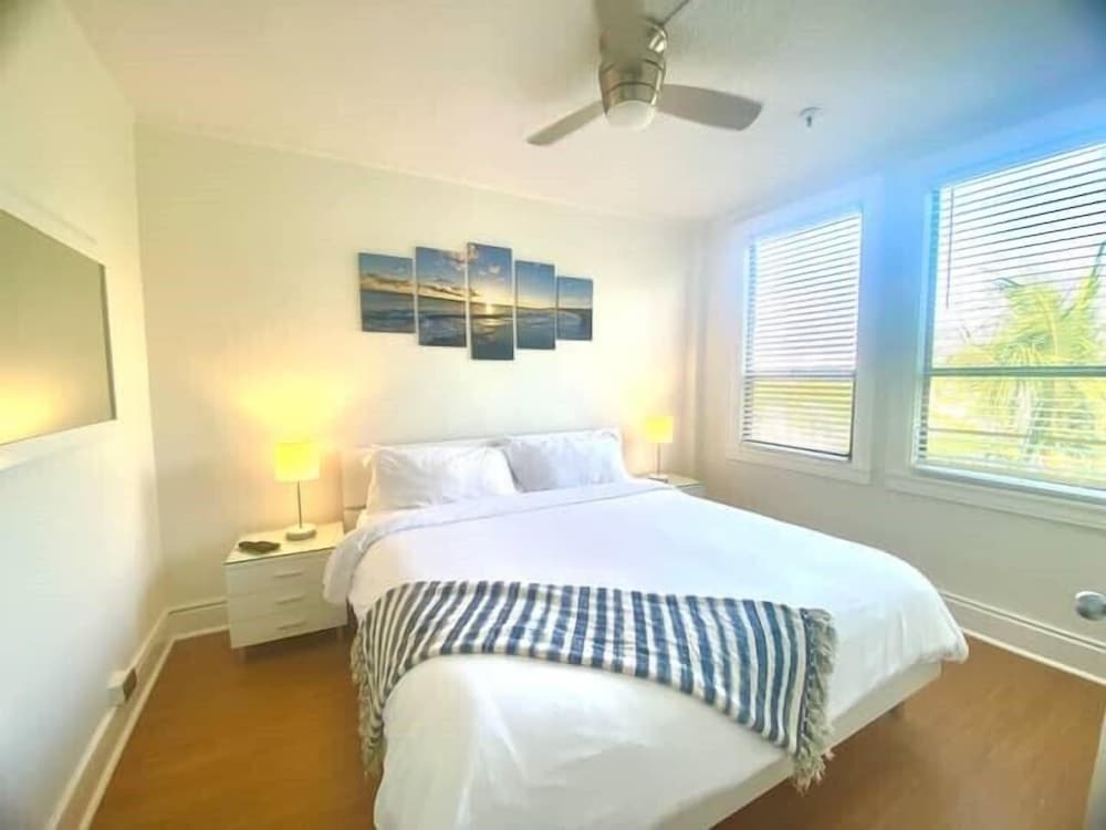 Condo, Tropical Atlantic