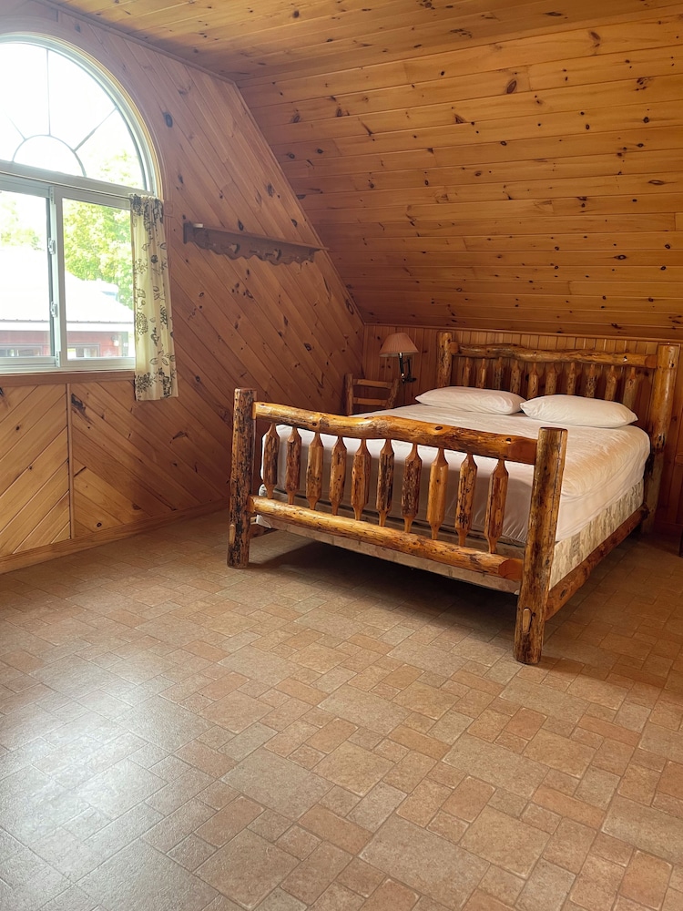 Premium Cottage, 3 Bedrooms, Lake View photo 3
