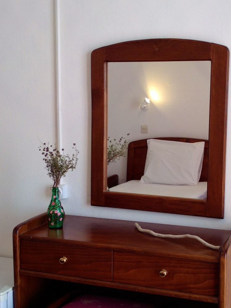 Single Room, Balcony, Sea View photo 2