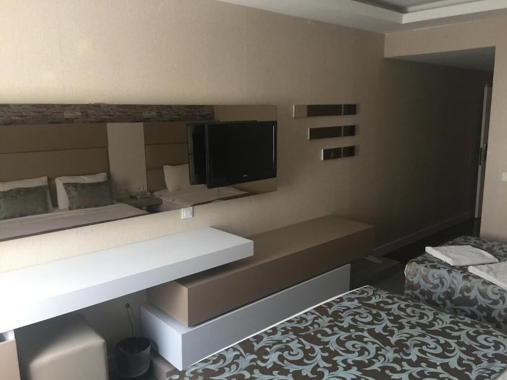 Basic Double Room Single Use, City View