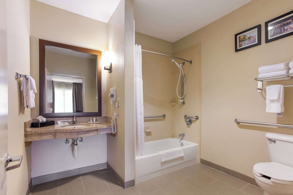 Suite, 1 King Bed, Non Smoking (Two) - Photo 2