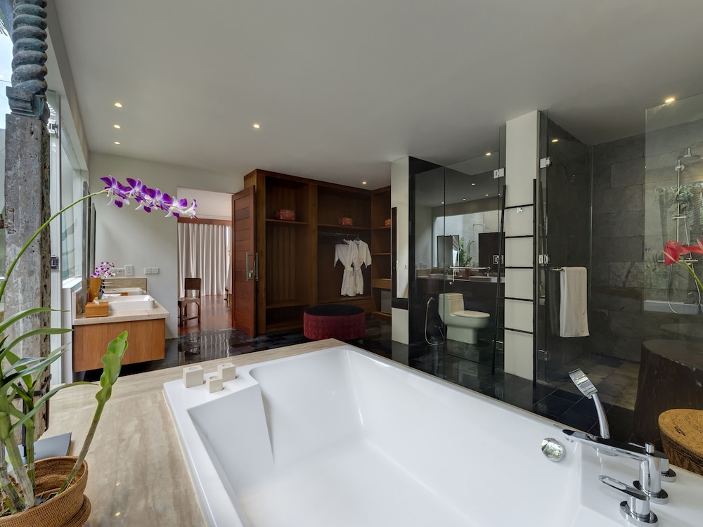 Villa, 4 Bedrooms photo 3
