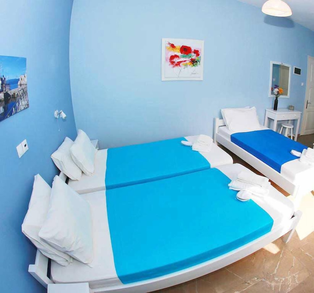 Triple Room photo 2