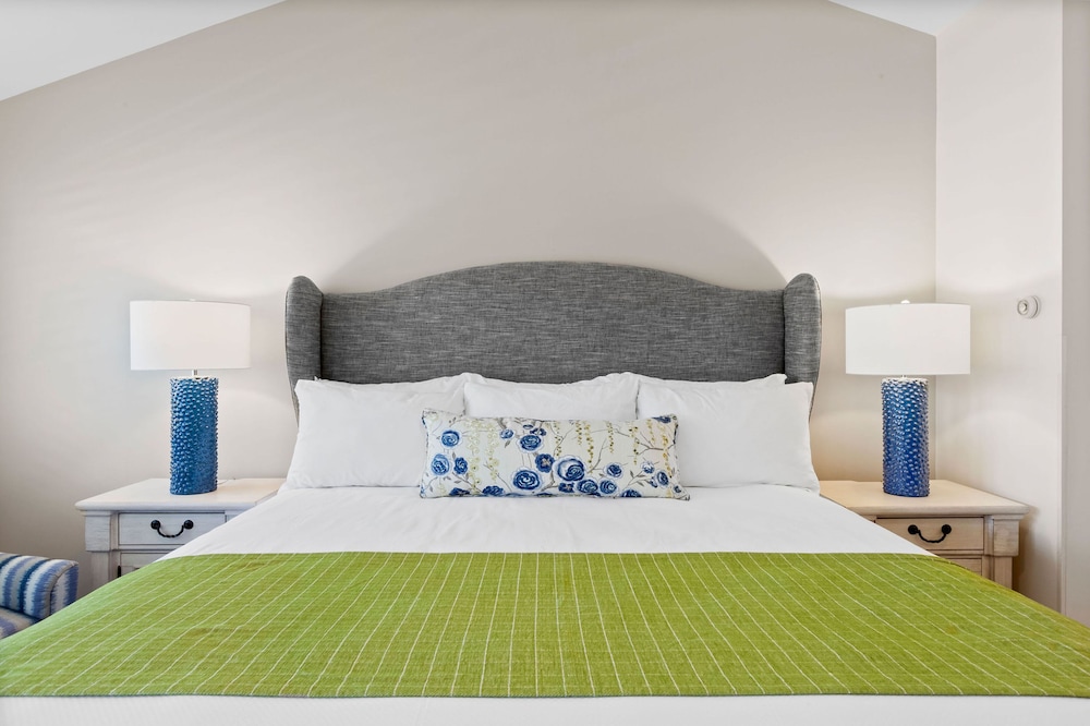 Premium Single Room
